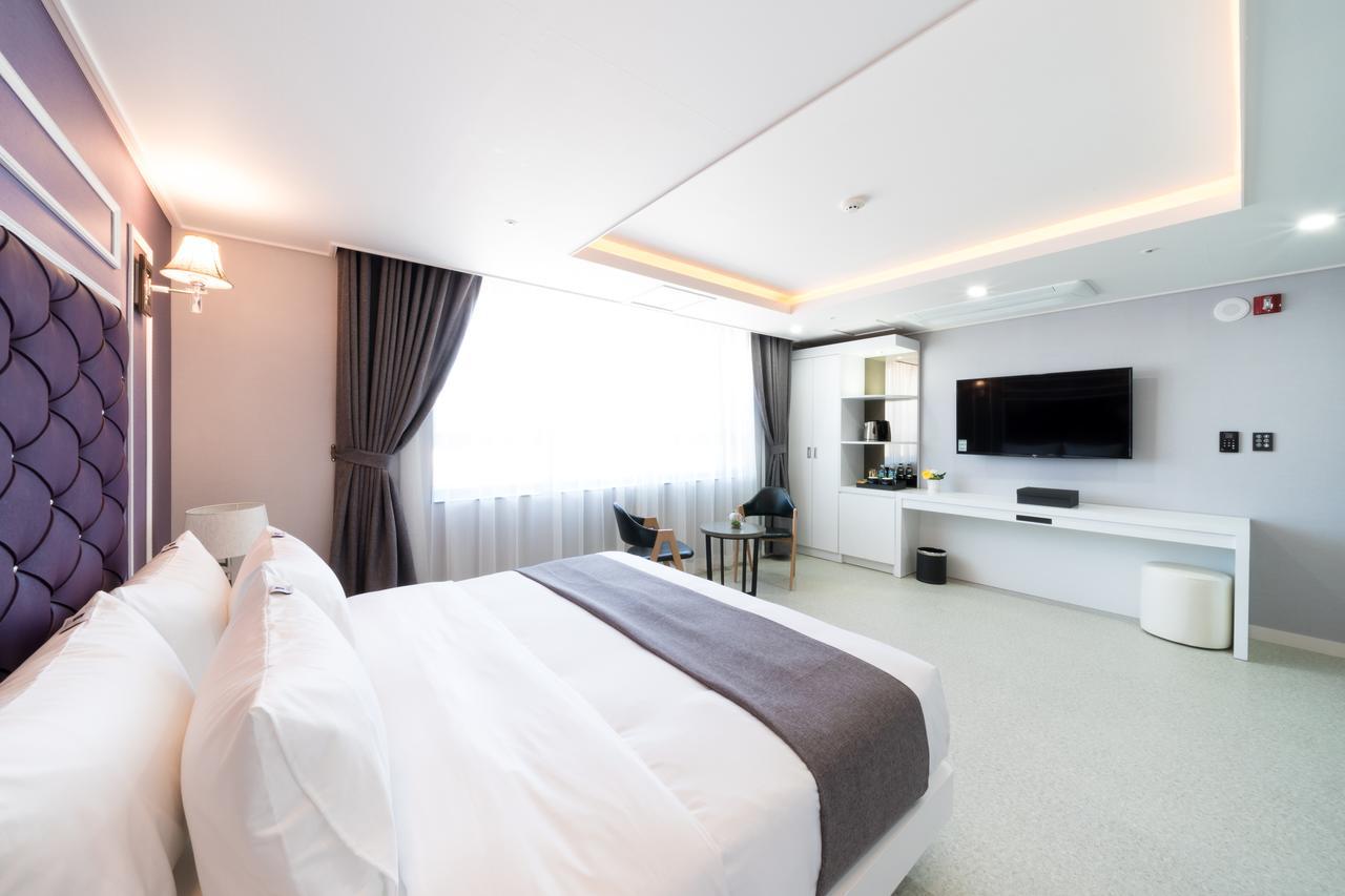 Incheon Airport Legend Hotel מראה חיצוני תמונה
